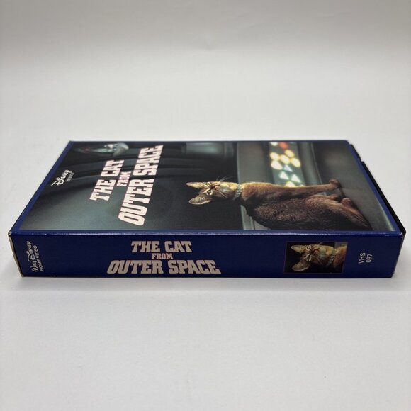 The Cat From Outer Space VHS Tape Walt Disney Vintage - Picture 4 of 7